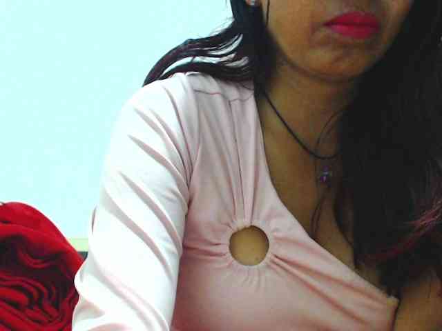KATYY-HOTTT webcam