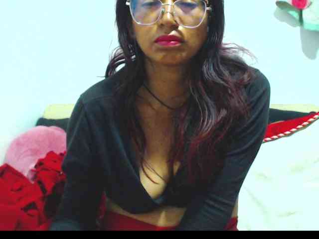 KATYY-HOTTT webcam