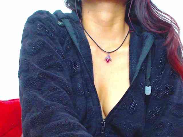 KATYY-HOTTT webcam