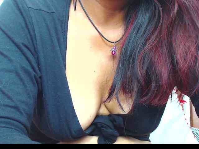 KATYY-HOTTT webcam