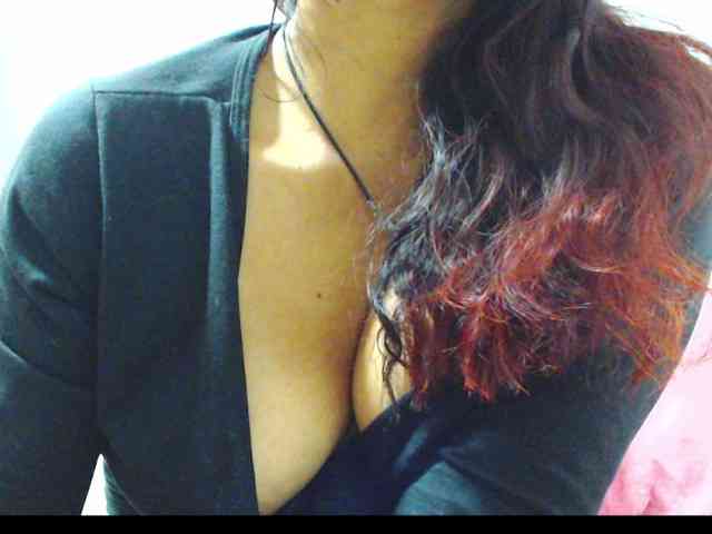 KATYY-HOTTT webcam
