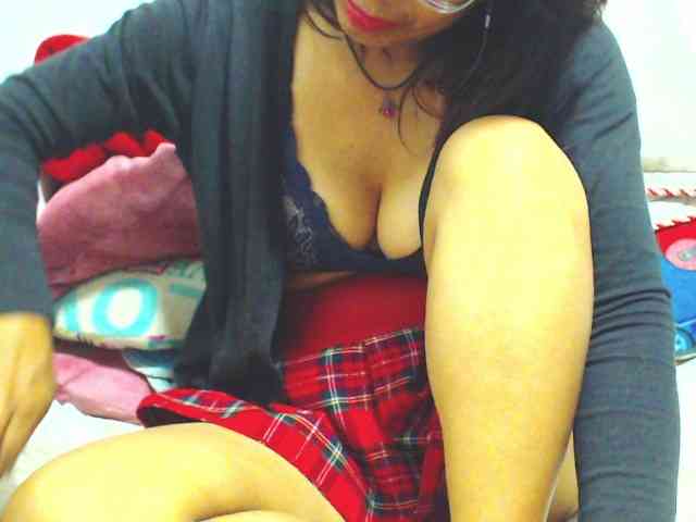 KATYY-HOTTT webcam