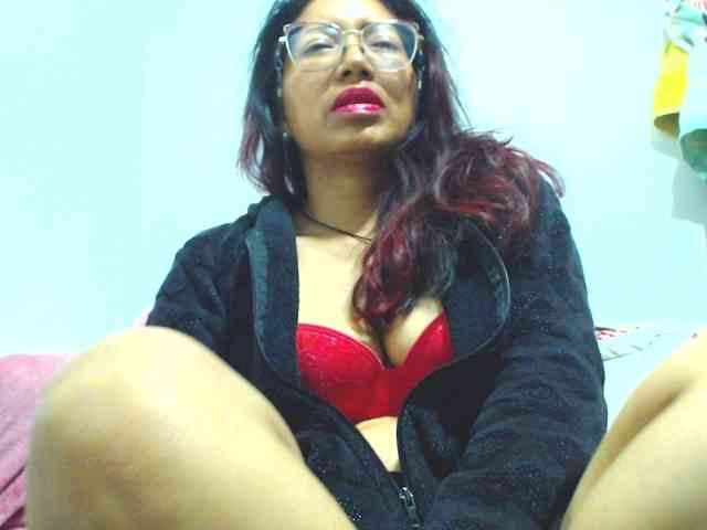 KATYY-HOTTT webcam