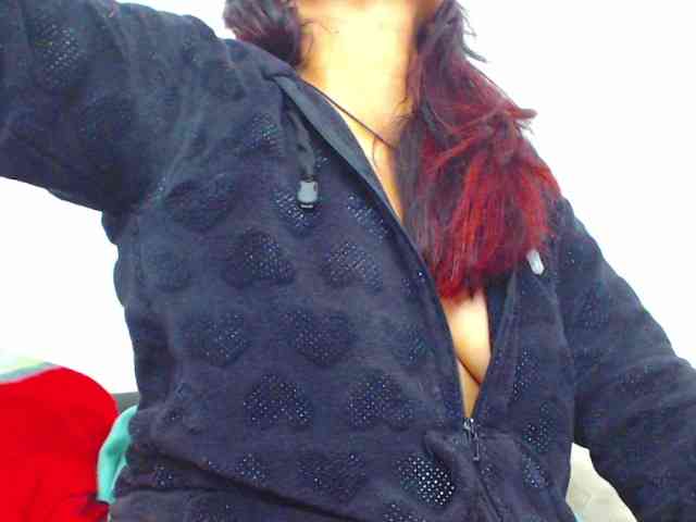 KATYY-HOTTT webcam