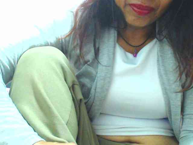 KATYY-HOTTT webcam