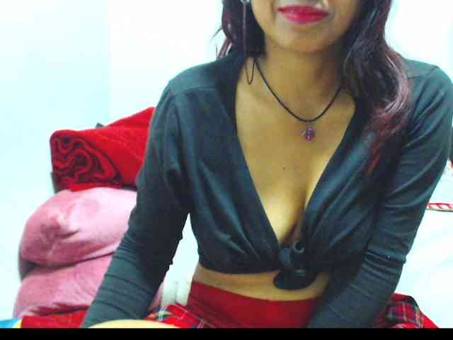 KATYY-HOTTT webcam