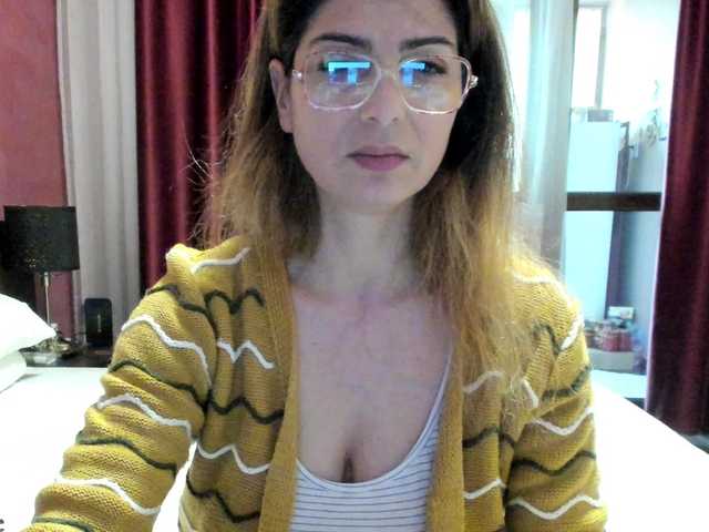 AngelNicolle's BongaCams show and profile