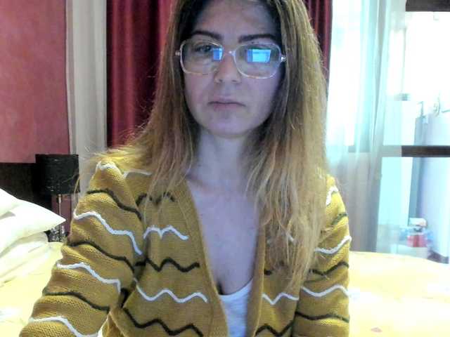 AngelNicolle's BongaCams show and profile