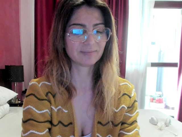AngelNicolle's BongaCams show and profile