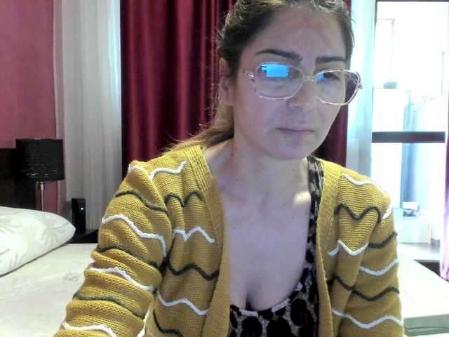 AngelNicolle's BongaCams show and profile