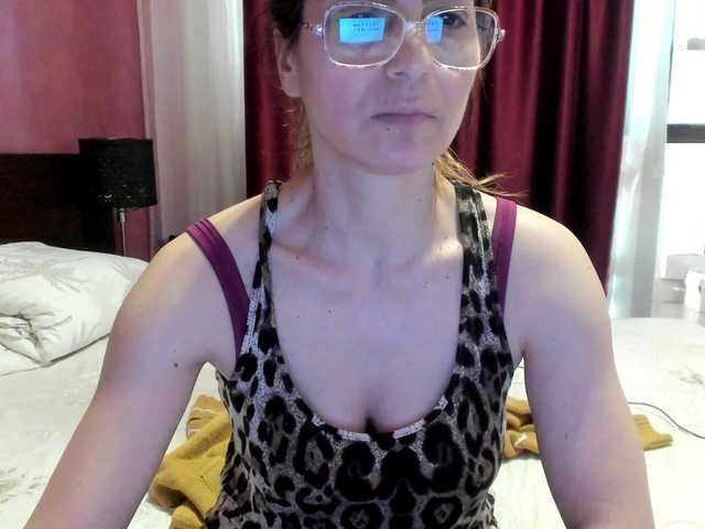 AngelNicolle's BongaCams show and profile