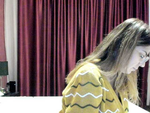 AngelNicolle's BongaCams show and profile