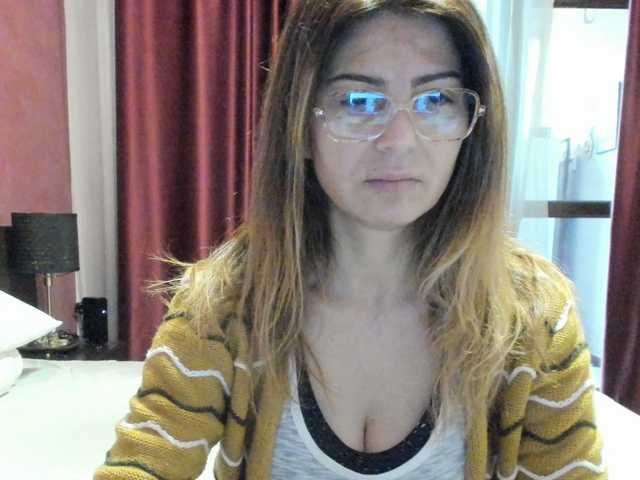 AngelNicolle's BongaCams show and profile