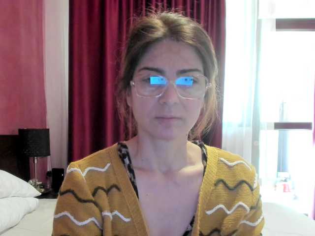 AngelNicolle's BongaCams show and profile