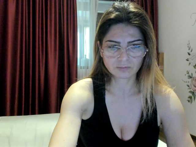 AngelNicolle's BongaCams show and profile