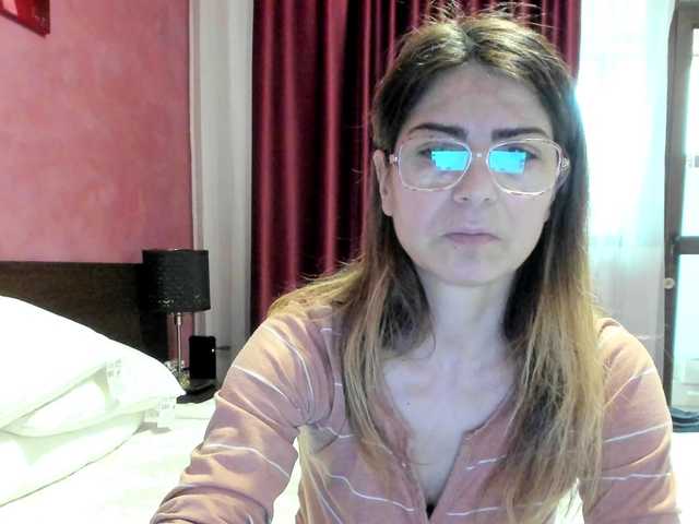 AngelNicolle's BongaCams show and profile