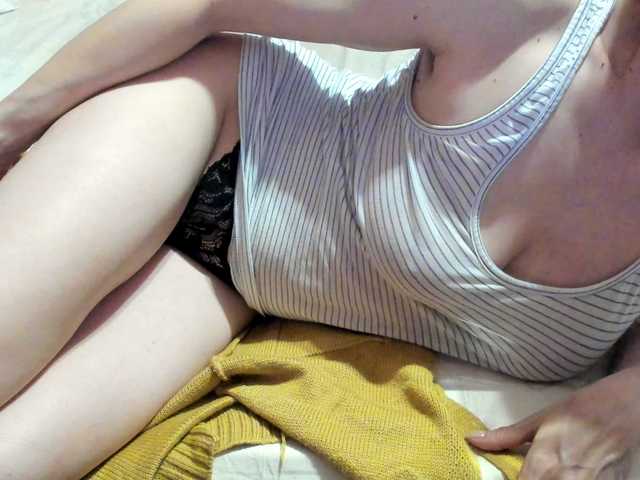 AngelNicolle's BongaCams show and profile