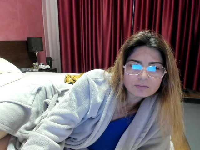 AngelNicolle's BongaCams show and profile