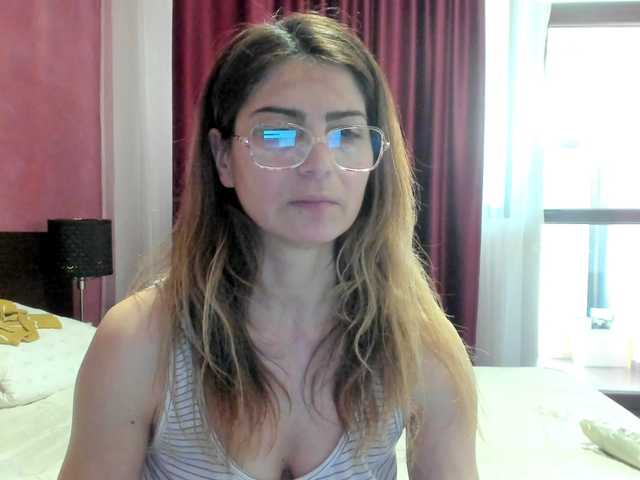 AngelNicolle's BongaCams show and profile