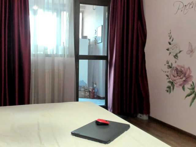 AngelNicolle's BongaCams show and profile