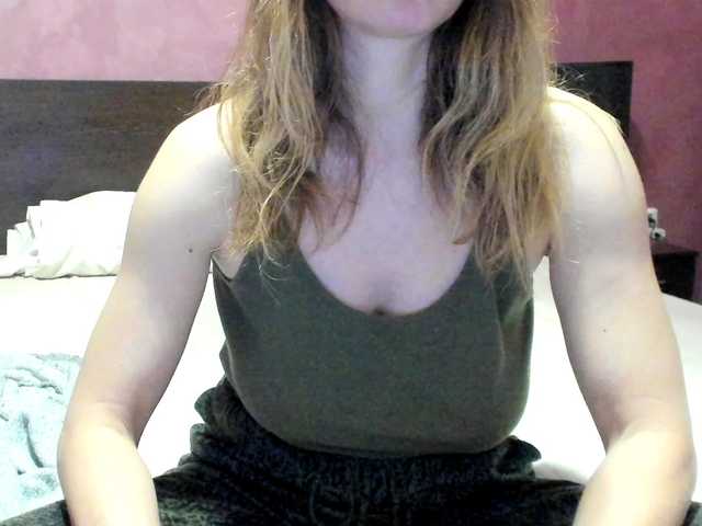 AngelNicolle's BongaCams show and profile