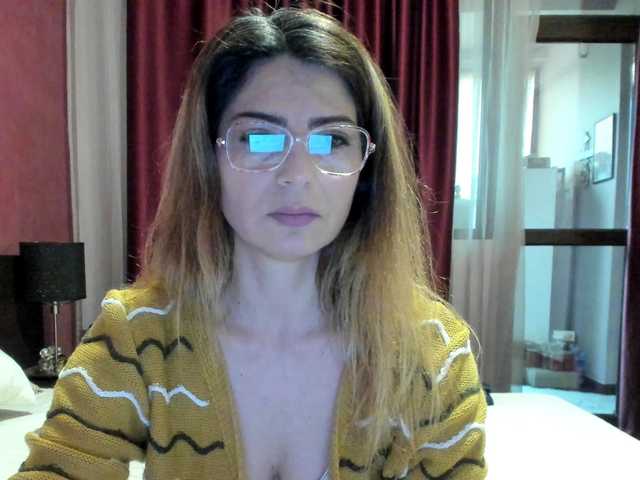 AngelNicolle's BongaCams show and profile