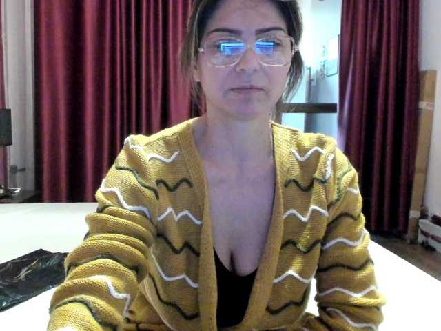 AngelNicolle's BongaCams show and profile