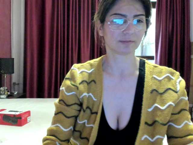 AngelNicolle's BongaCams show and profile