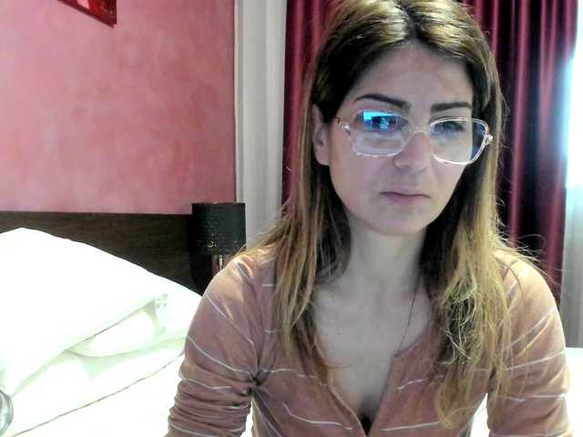 AngelNicolle's BongaCams show and profile