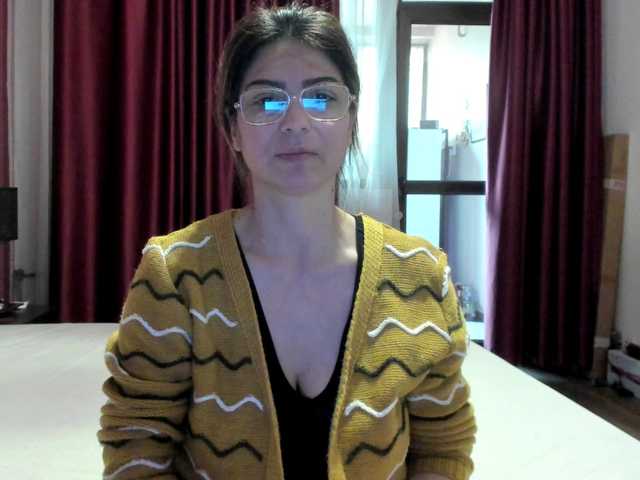 AngelNicolle's BongaCams show and profile