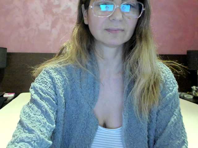 AngelNicolle's BongaCams show and profile