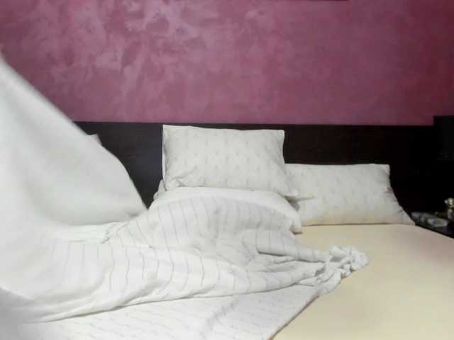 AngelNicolle's BongaCams show and profile