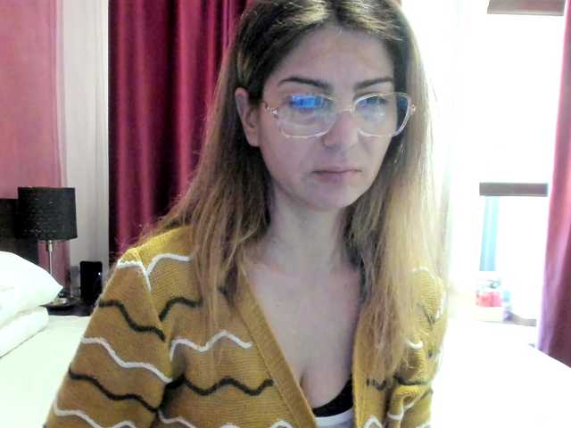 AngelNicolle's BongaCams show and profile