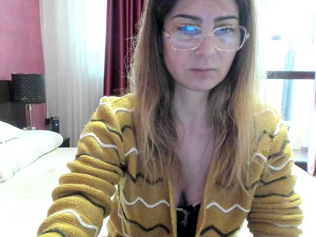 AngelNicolle's BongaCams show and profile