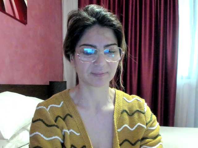 AngelNicolle's BongaCams show and profile