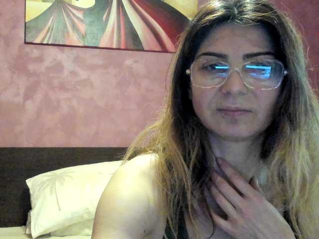 AngelNicolle's BongaCams show and profile