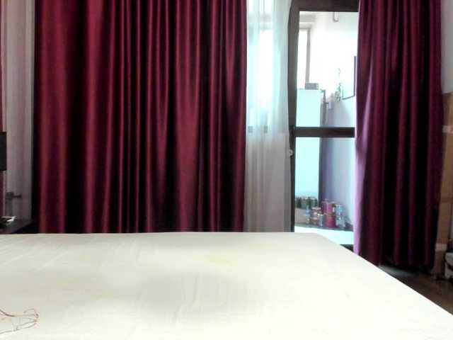 AngelNicolle's BongaCams show and profile