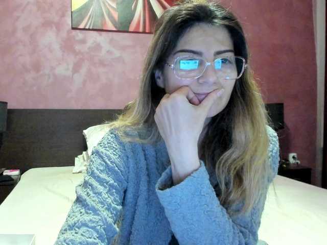 AngelNicolle's BongaCams show and profile