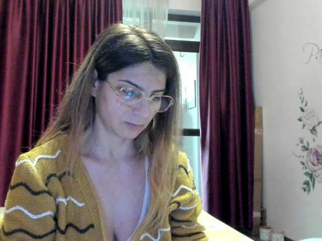 AngelNicolle's BongaCams show and profile