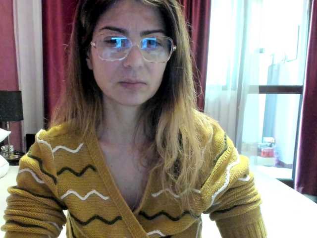 AngelNicolle's BongaCams show and profile