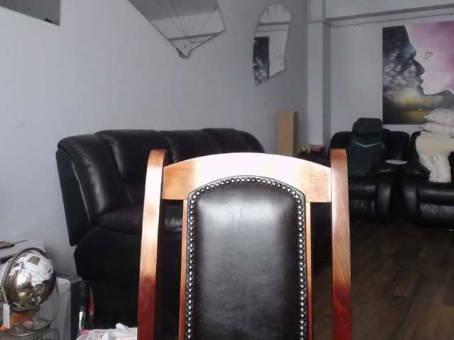 AngelNicolle's BongaCams show and profile