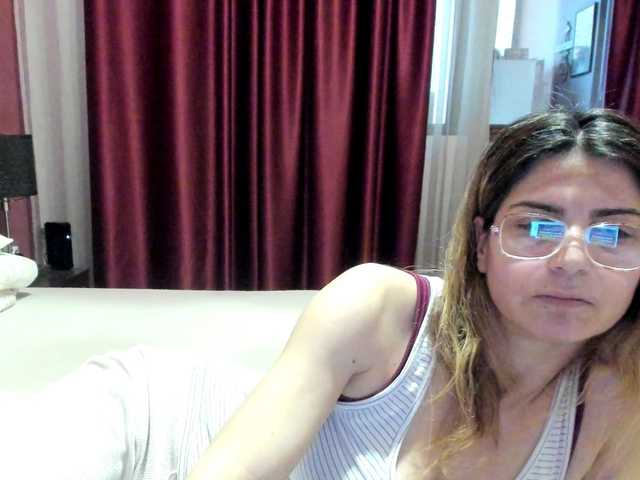 AngelNicolle —  show boobs=300tok, all naked=500tok,Thanks alot my lovers.