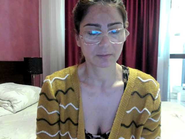 AngelNicolle's BongaCams show and profile