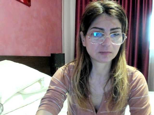 AngelNicolle's BongaCams show and profile