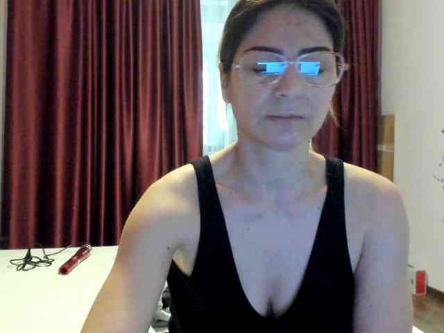 AngelNicolle AngelNicolle