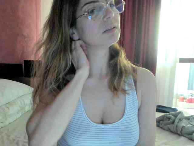 AngelNicolle AngelNicolle