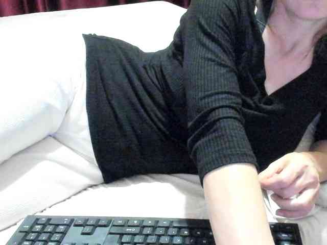 AngelNicolle AngelNicolle