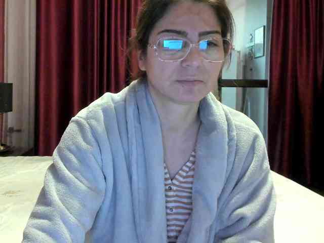 AngelNicolle AngelNicolle