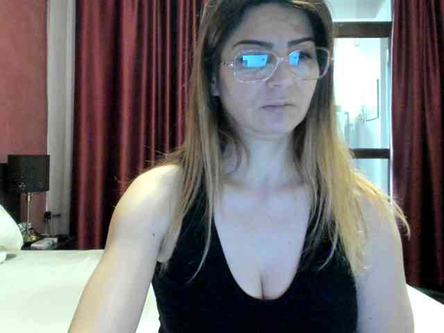 AngelNicolle AngelNicolle