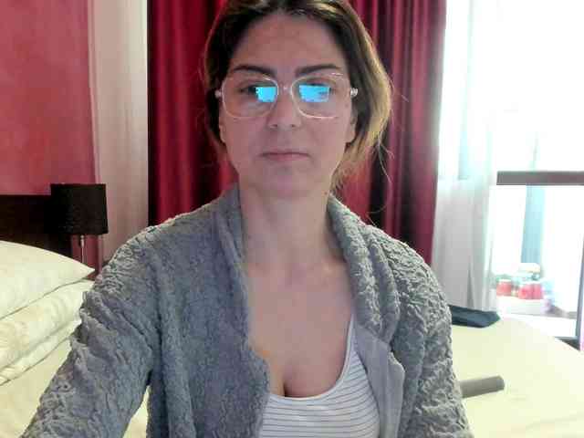 AngelNicolle AngelNicolle